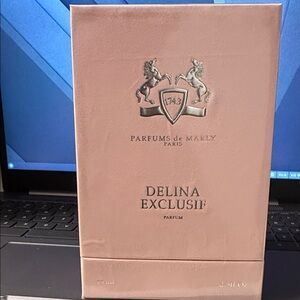 Parfums de Marly Delina Exclusif Pink Parfum Box